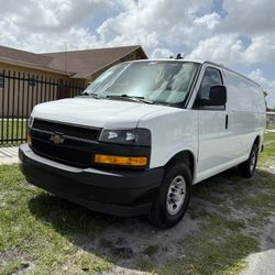 2021 Chevrolet Express 3500