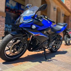 Suzuki GSX250R ABS MILES: 1089 PRICE: $5695