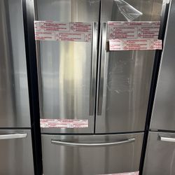 SAMSUNG FRENCH STYLE REFRIGERATOR NEW OPEN BOX