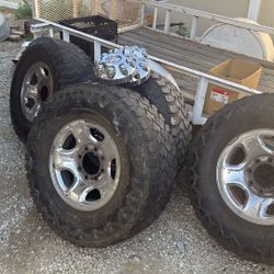 Dodge Ram 2500 Tires