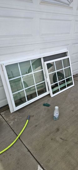 Elite vinyl window 69 x 33