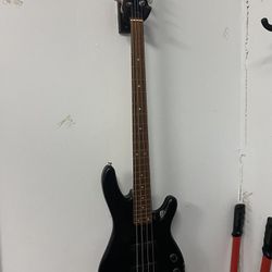 Yamaha 4-string bass
