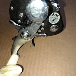 TRUE  TEMPER REEL923c