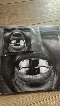 Ye bully signed CD/Vinyl