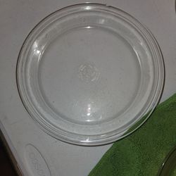 Pyrex 9" Pie Plates