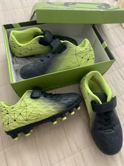 Toddler Kids Soccer Shoes