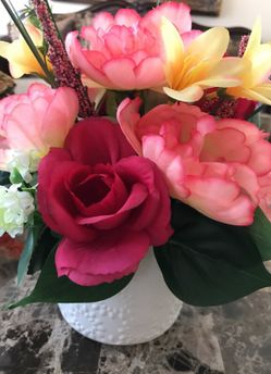 Artificial Flower arrangement