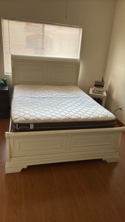 Queen size mattress and box spring and Queen  bed frame