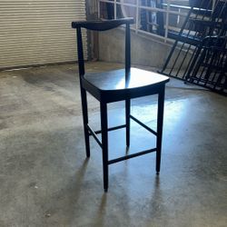 BLACK BAR STOOL