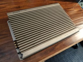 Sony 4 channel amplifier