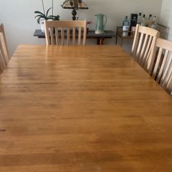 Canadrel Custom Table And 8 Chairs