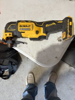 Dewalt