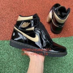 Air Jordan 1 AJ1 “BlackMetallic Gold”
