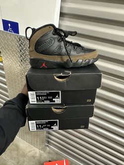 Sz 11 And 11.5c $125 Olive 9 Ps