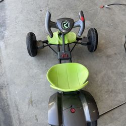 Used Roll Play Flex Cart 6V Electric Go Kart