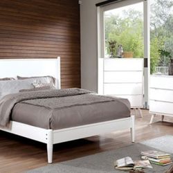 Brand New White 4pc Queen Bedroom Set (Available In California & Eastern King)
