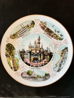 Vintage 1950’s Disneyland collector plate