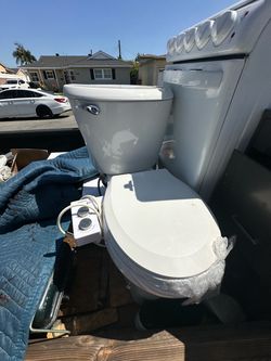 White Toilet + TUSHY Spa 3.0 Warm Water Bidet – Complete Setup
