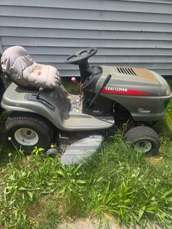 Craftsman riding lawnmower