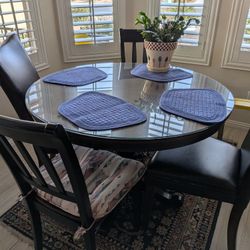 52" Round Table with glass Top