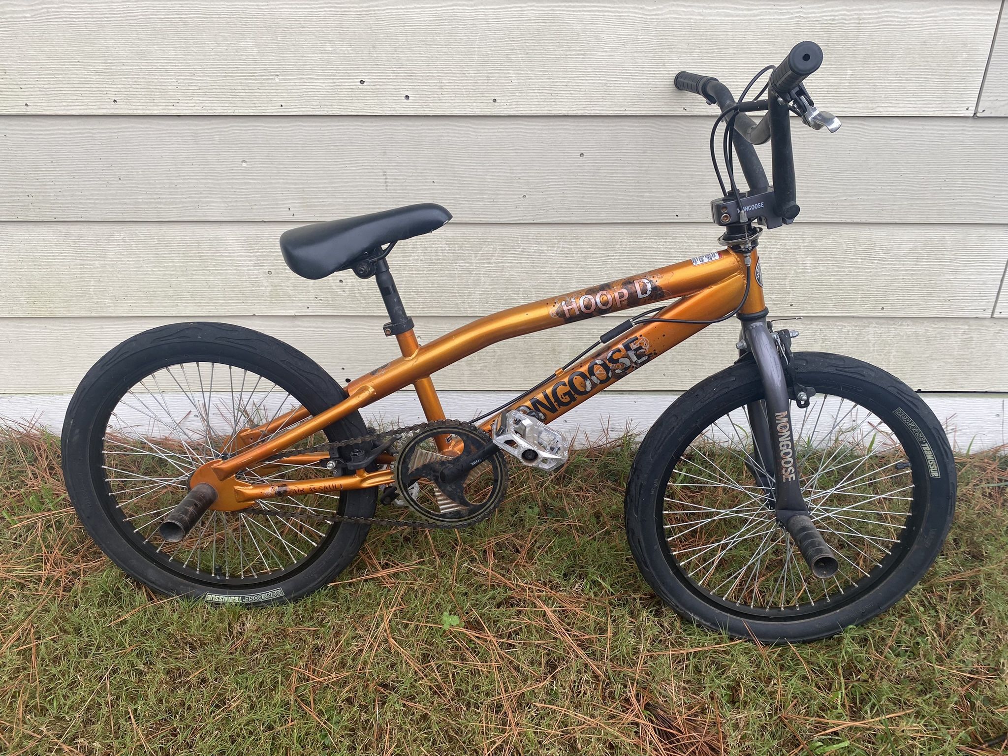 Mongoose Hoop-D 20” BMX Bike