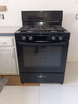 Whirlpool 30" Freestanding Gas Range Stove (
