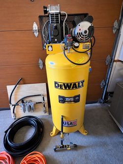 DeWalt 155 PSI Vertical Air Compressor 60 gallon
