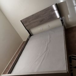 Queen Bed Frame 