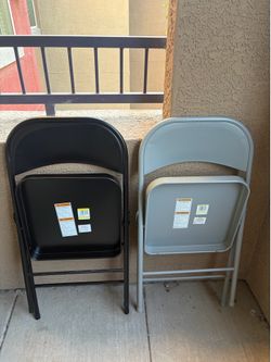 Set of 2 steel chairs