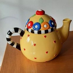 Vintage Mary Engelbreit tea pot from 1995