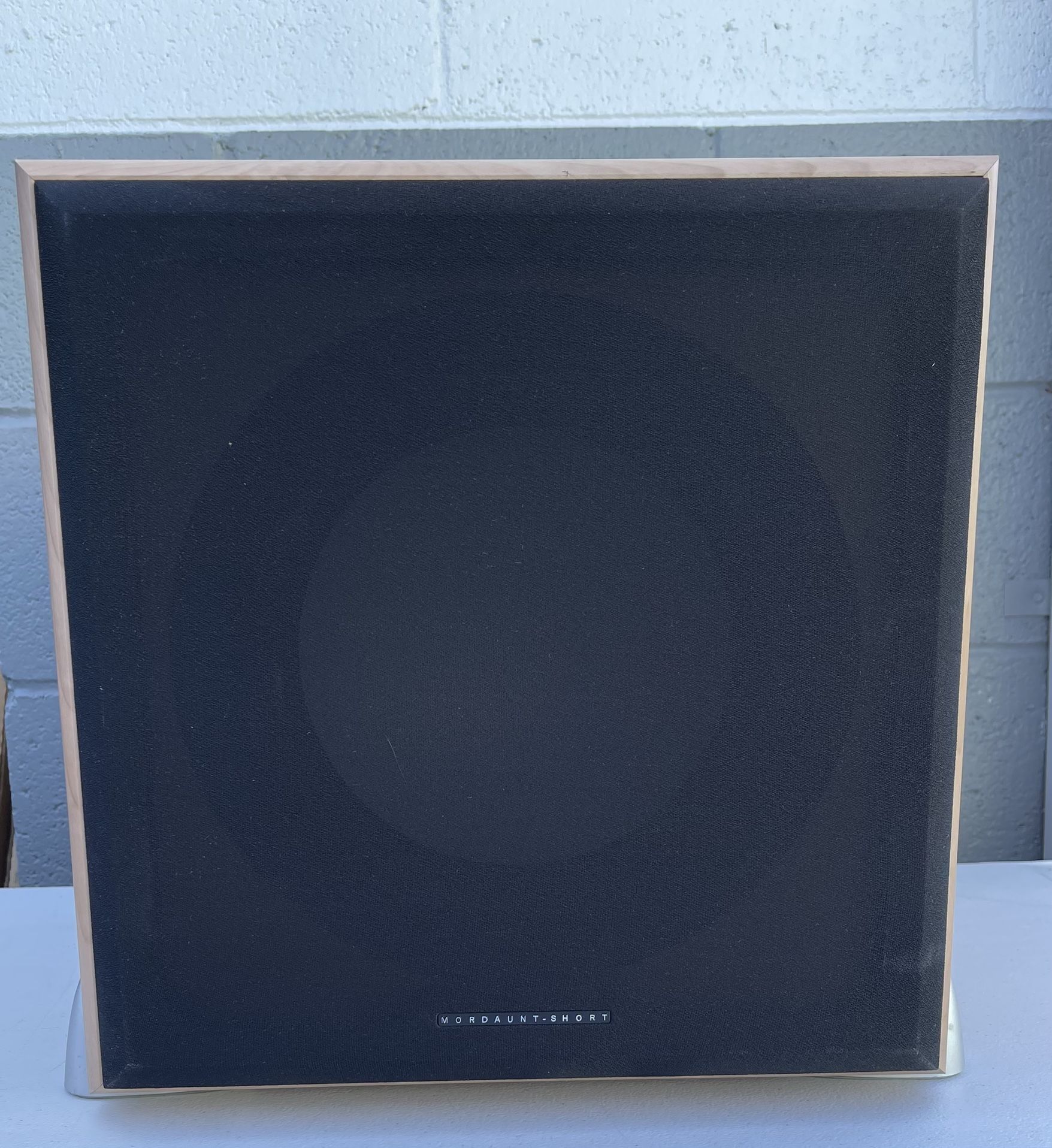 Mordaunt-Short MS309W 10” 250W Powered Subwoofer Maple Finish