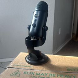 Blue Yeti USB Microphone 