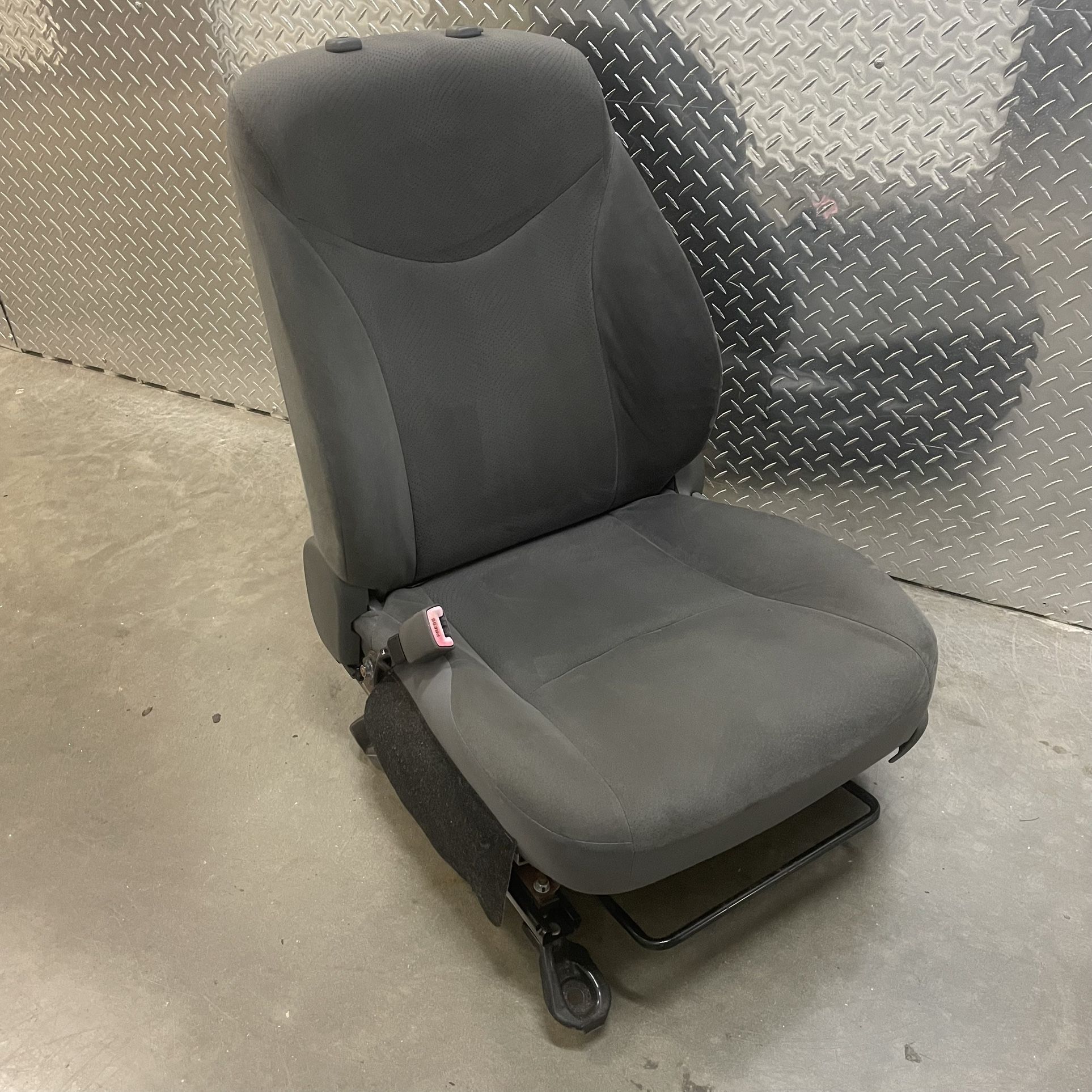 10-15 Toyota Prius Cloth Driver Seat Dark Gray Front Left Side