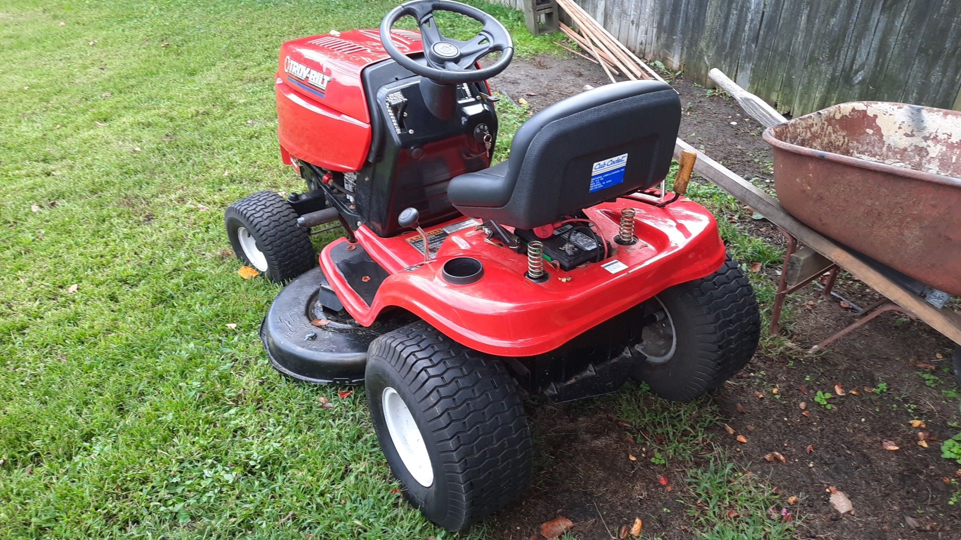 Troy-Bilt riding lawn tractor