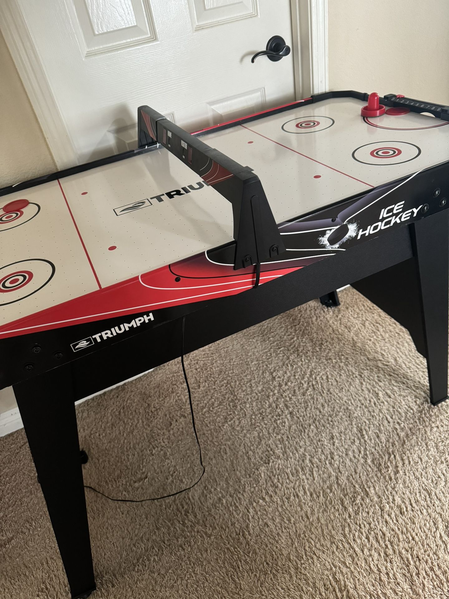 Air Hockey Table