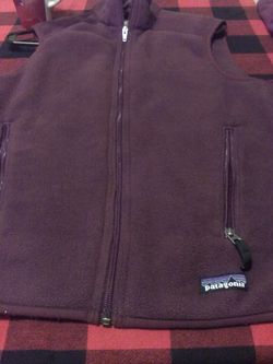 Patagonia vest (s)