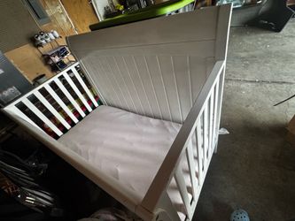 Crib with mattress