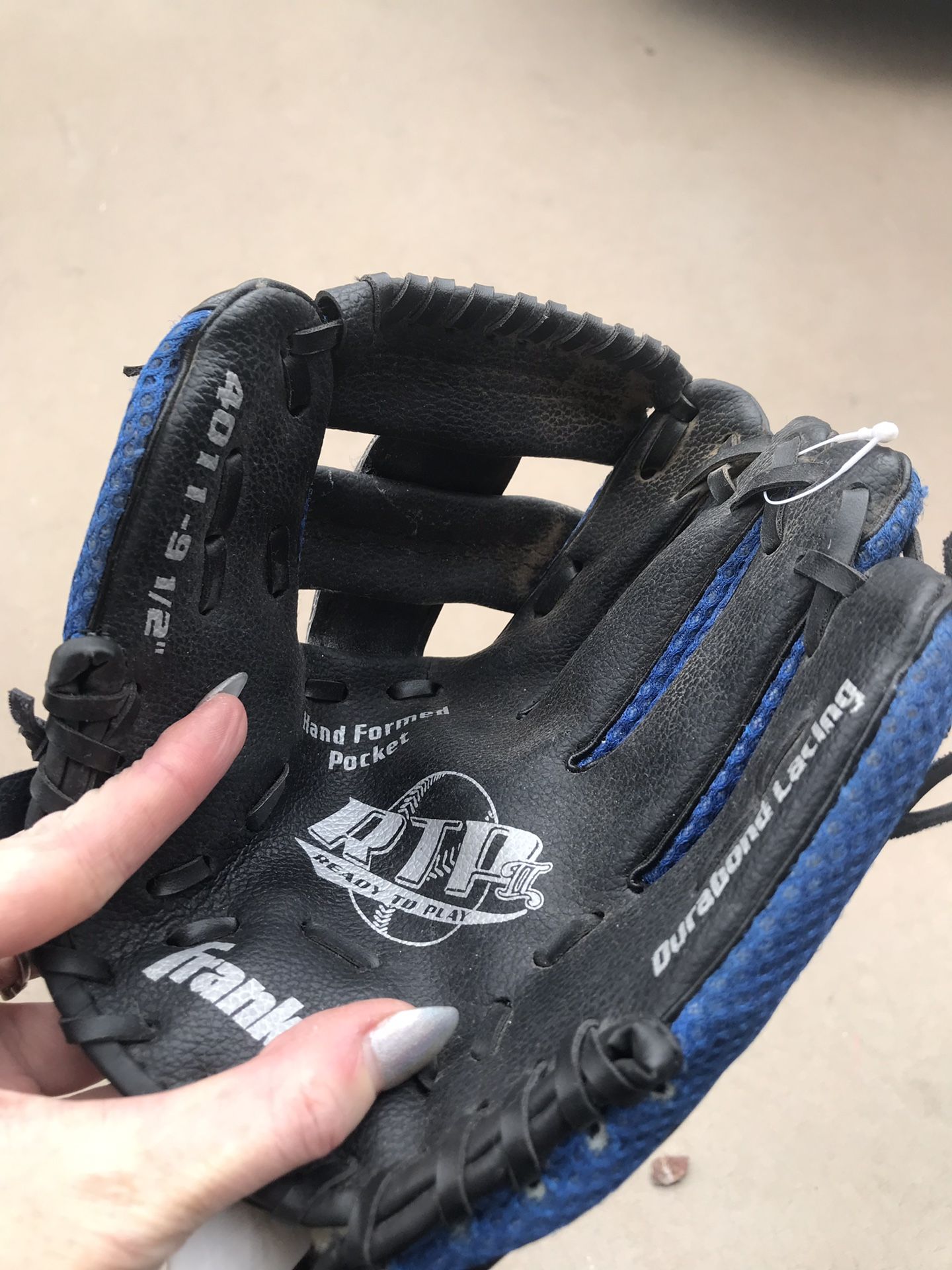 Baseball glove- kids
