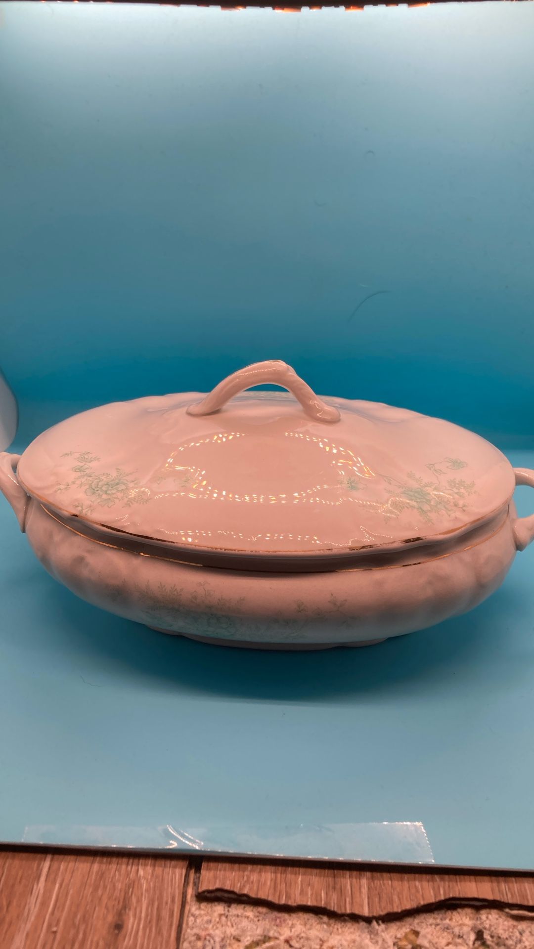 Antique Royal Doulton “Valencia” Pattern (vegetable Bowl /with Lid)