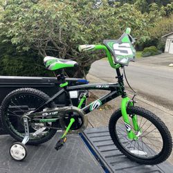 Child Kid Children Bike 18” Wheels With Training Wheels Bicycle Tricycle Trike in Good Condition