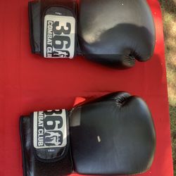 Boxing Gloves Nice Smooth Clean Not Beat 4 Pair Each