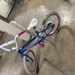 Girls Bike 20”