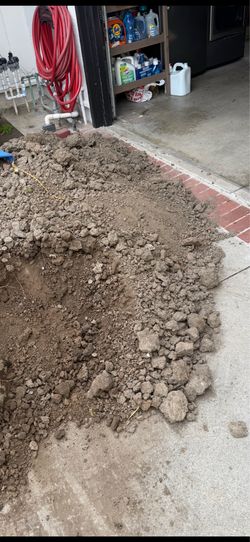 Free dirt clean Costa Mesa