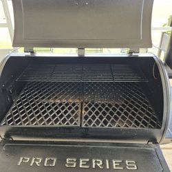 Pit Boss Pro Series 850 Pellet Grill 