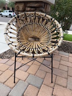 Article outdoor chair
