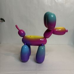 Squeakie the balloon dog - Rainbowie