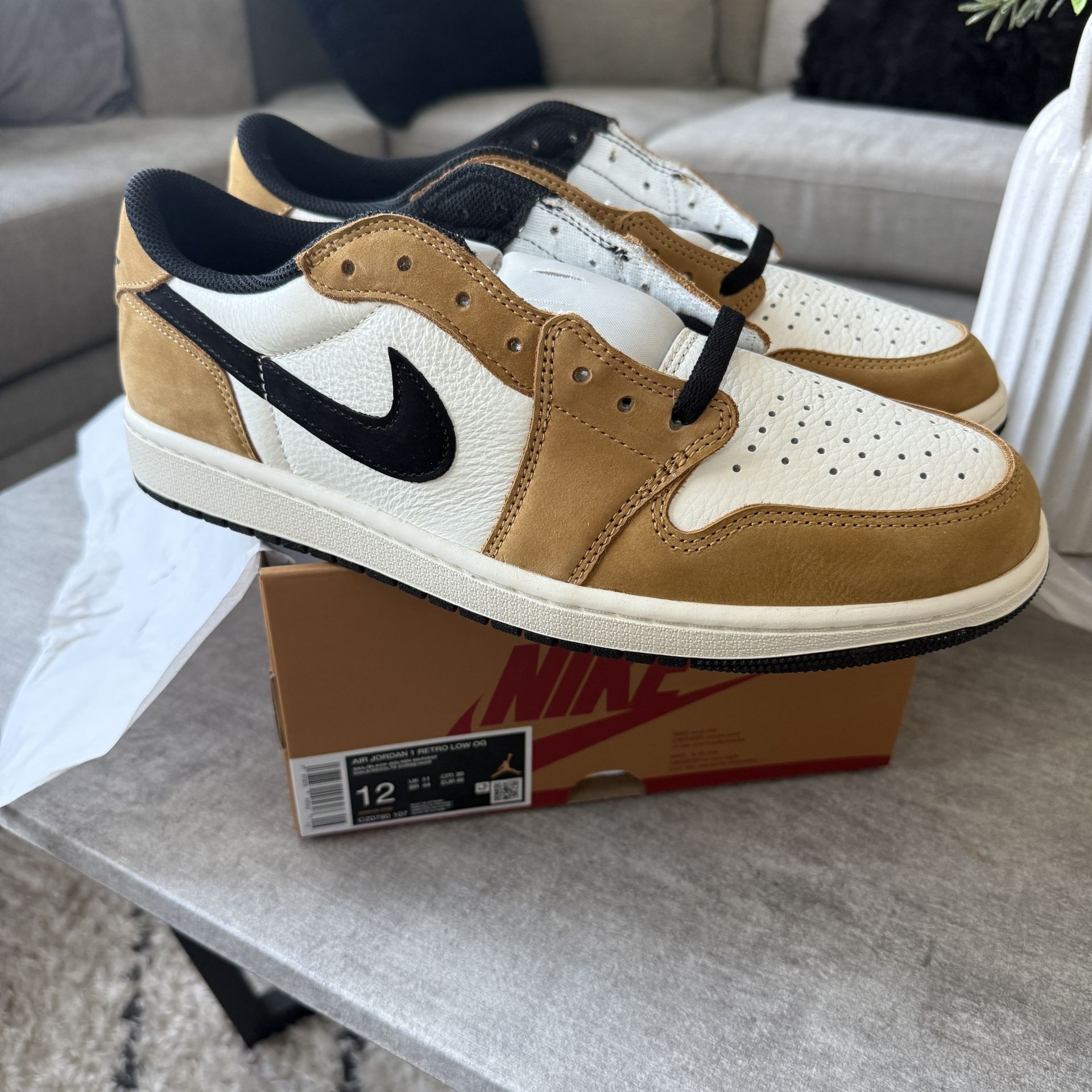 Jordan 1 Low OG Rookie
