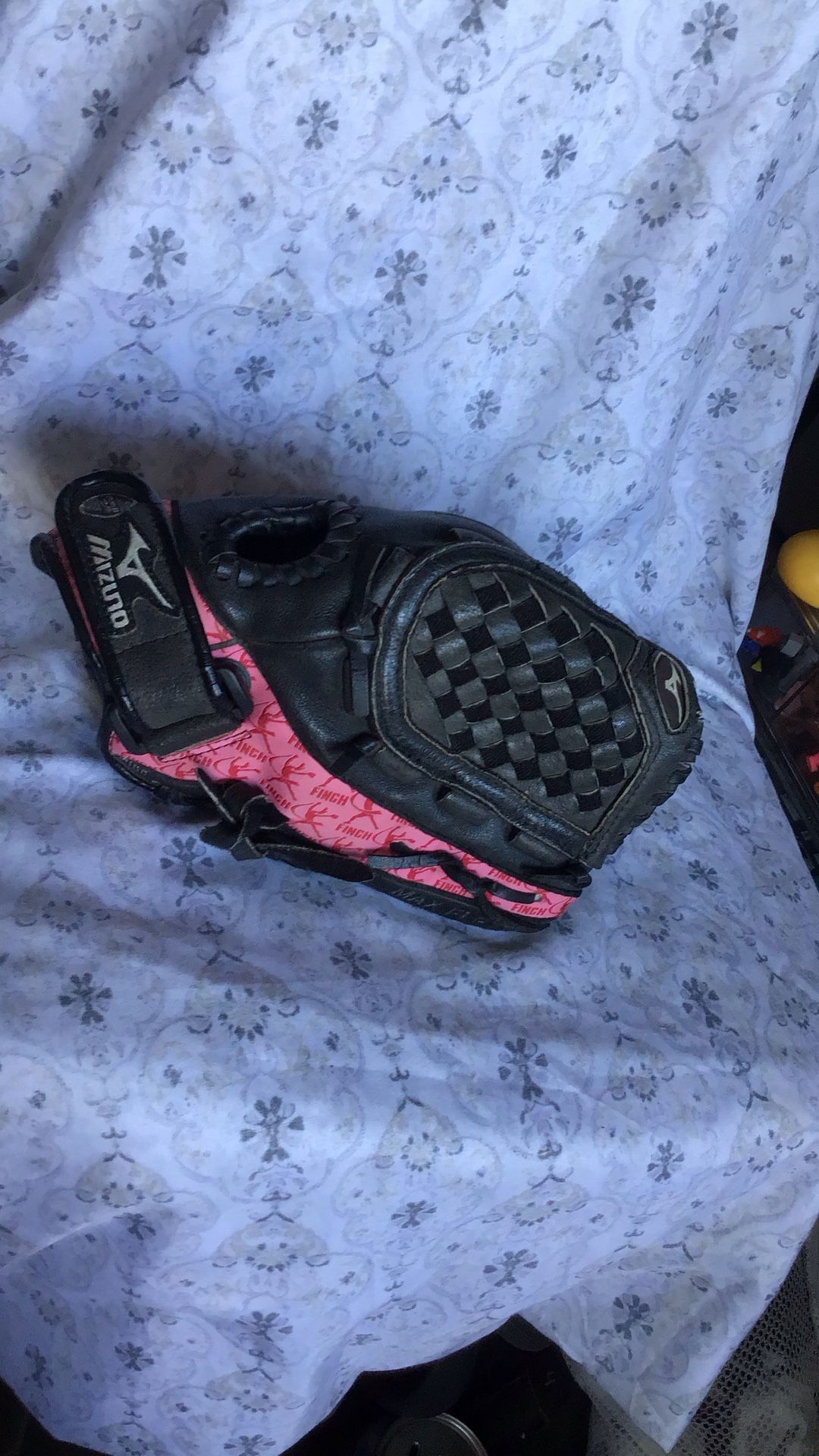 Mizuno Fast Pitch Softball Glove Size Youth 11”