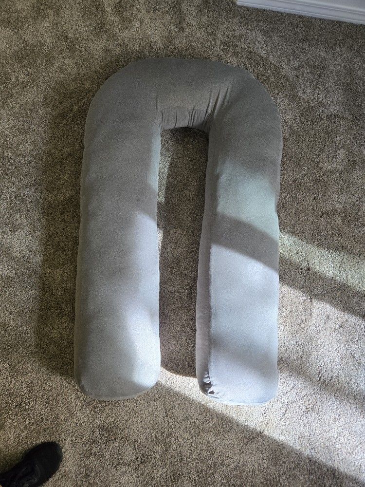 Pregnancy Pillow