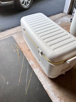 Large cooler